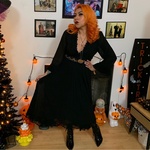 Foxblood Midnight in Paris Sheer w Lace Detail Goth Romantic Deep V Neck Dress - Picture 4 of 4